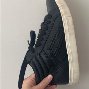 so Pretty wrong size I bought them twice